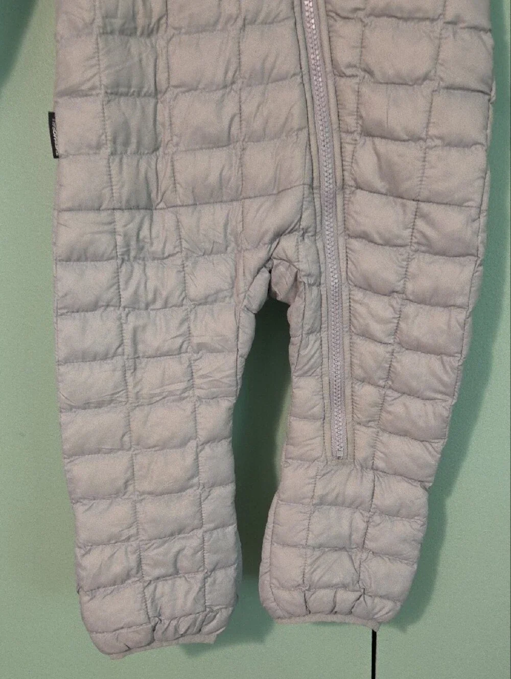 The North Face Light Gray Quilted Insulated One-Piece Snow Suit Kids 18 To 24m